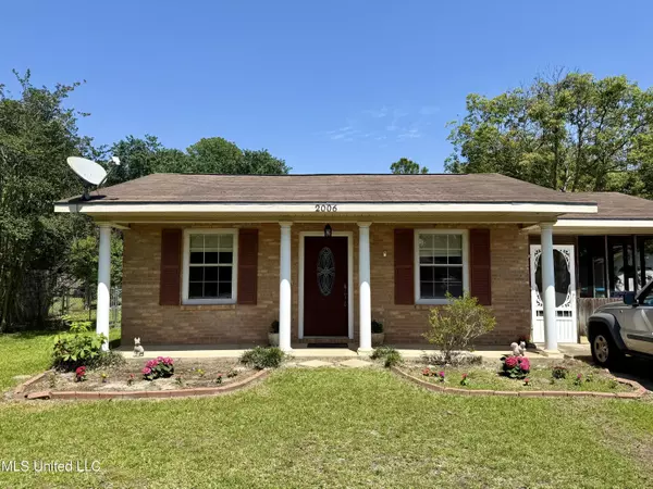 2006 Eden Street, Pascagoula, MS 39581