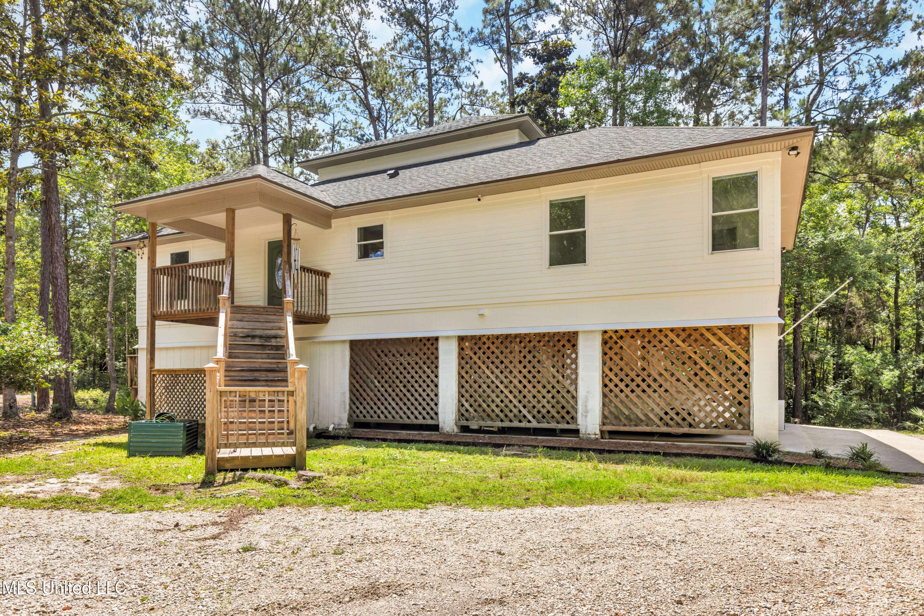 D'iberville, MS 39540,12680 Woodland Circle
