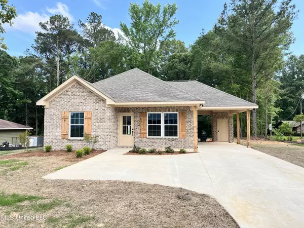 138 Shannon Trey Lane, Florence, MS 39073
