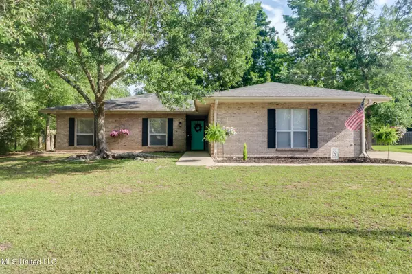 83158 Lola Drive, Diamondhead, MS 39525
