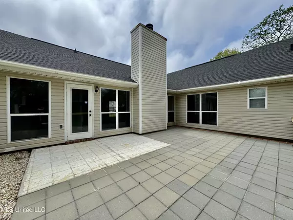 Biloxi, MS 39532,891 Palm Cove