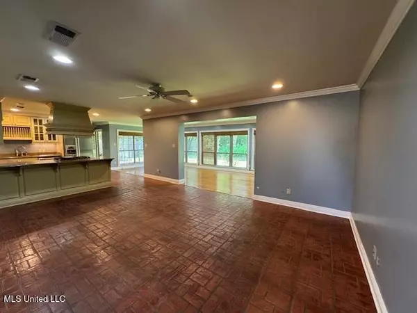 Gulfport, MS 39507,6028 S Vista Drive