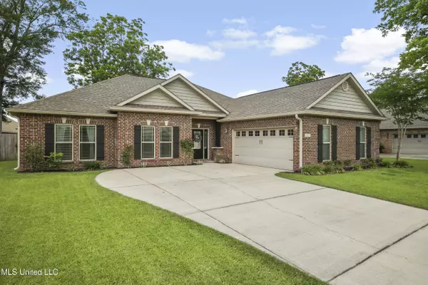 Biloxi, MS 39532,13111 Hawthorn Drive