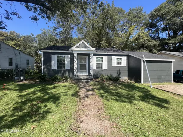 802 Farmer Street, Cleveland, MS 38732