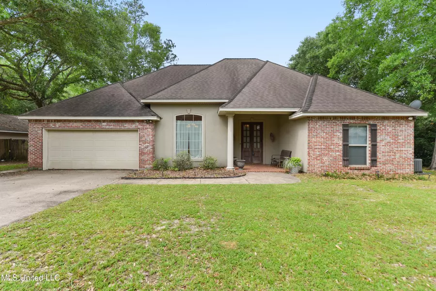 63722 N Diamondhead Drive, Diamondhead, MS 39525