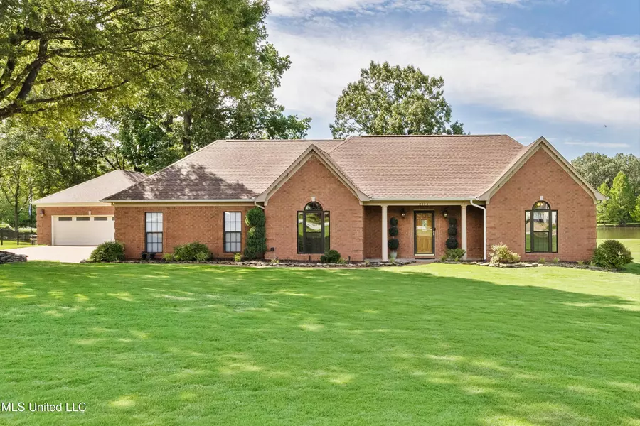 2075 Wood Hill Drive, Horn Lake, MS 38637