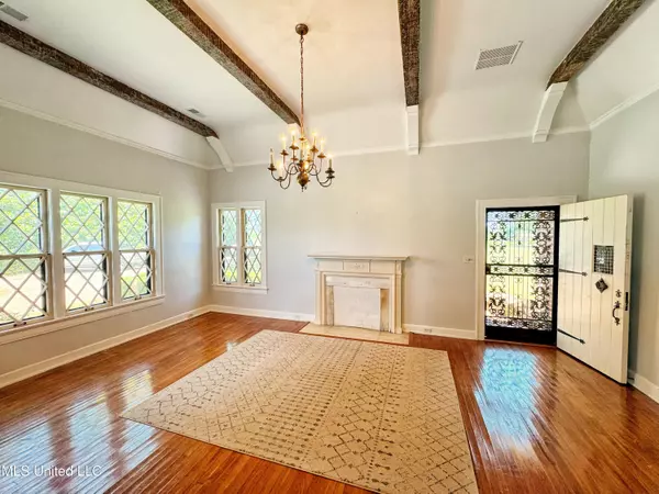 Clarksdale, MS 38614,5228 Old Highway 49