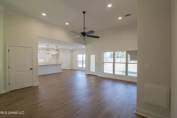 Caledonia, MS 39740,163 Frye Circle