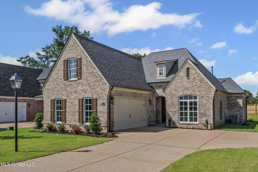 4263 S Bolivar Trail, Olive Branch, MS 38654