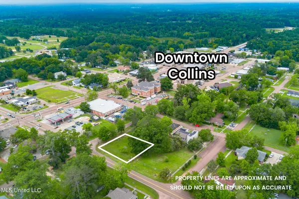 200 S Fir Avenue, Collins, MS 39428