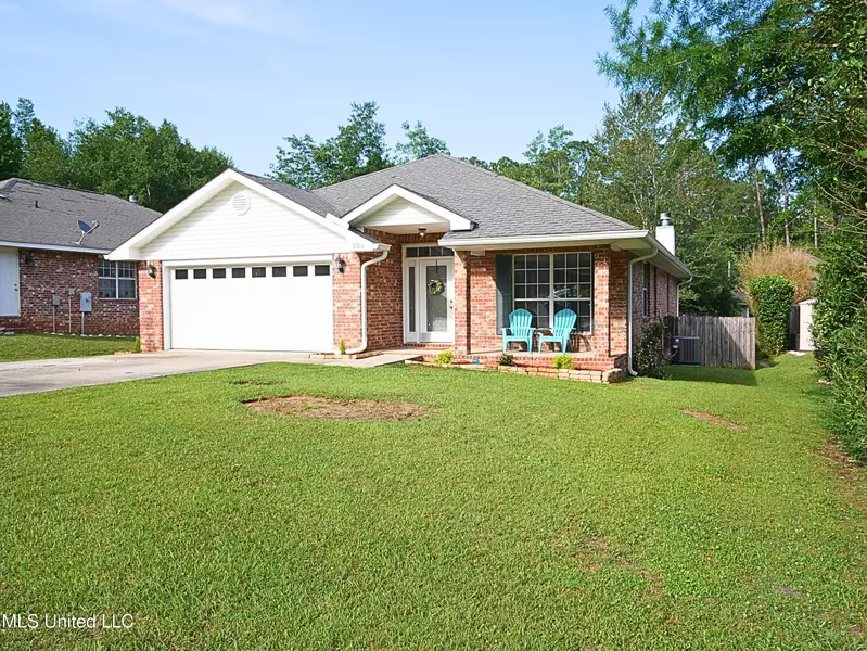 994 Muolea Court, Diamondhead, MS 39525