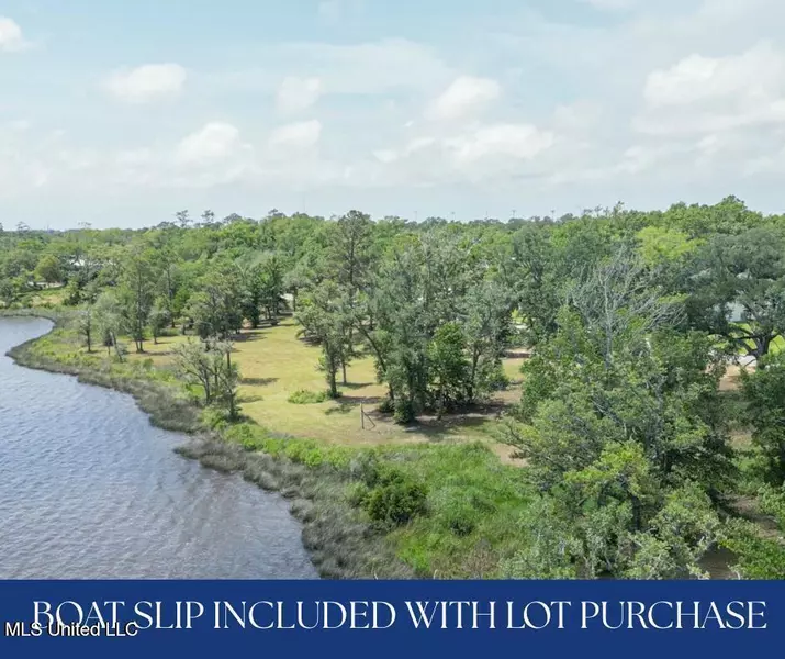 20 Savannah Estates Boulevard, Biloxi, MS 39532
