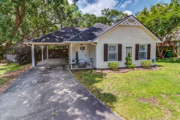 Ocean Springs, MS 39564,7505 Martin Court