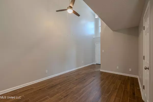 Horn Lake, MS 38637,7241 Illinois Central Avenue