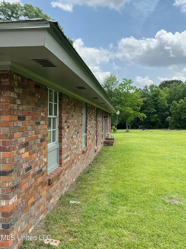 Petal, MS 39465,42 Thagard Drive