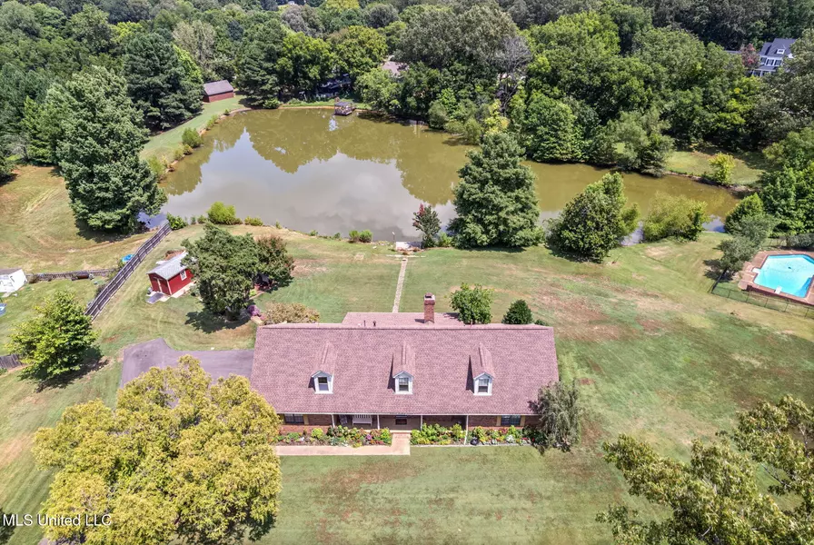 8140 Hunters Hill Cove, Olive Branch, MS 38654