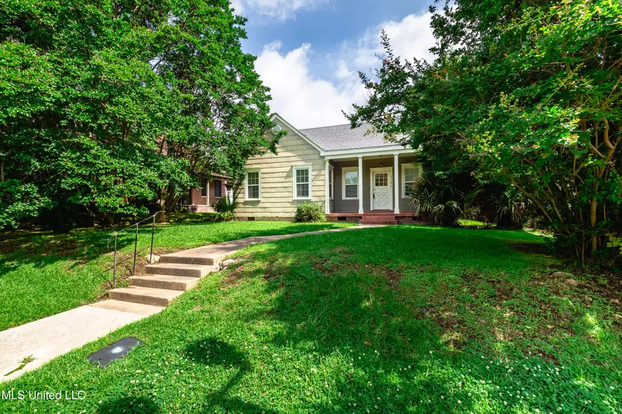 1004 Fortification Street, Jackson, MS 39202