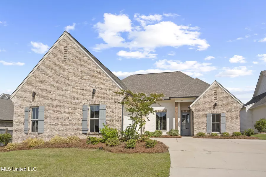 302 Wind Cove, Madison, MS 39110