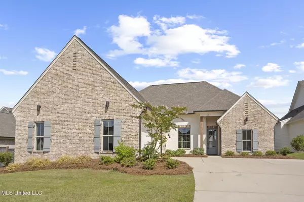 302 Wind Cove, Madison, MS 39110