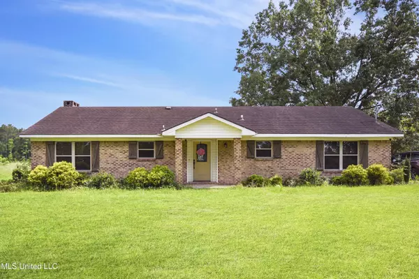 7520 Ogborn Drive, Moss Point, MS 39562