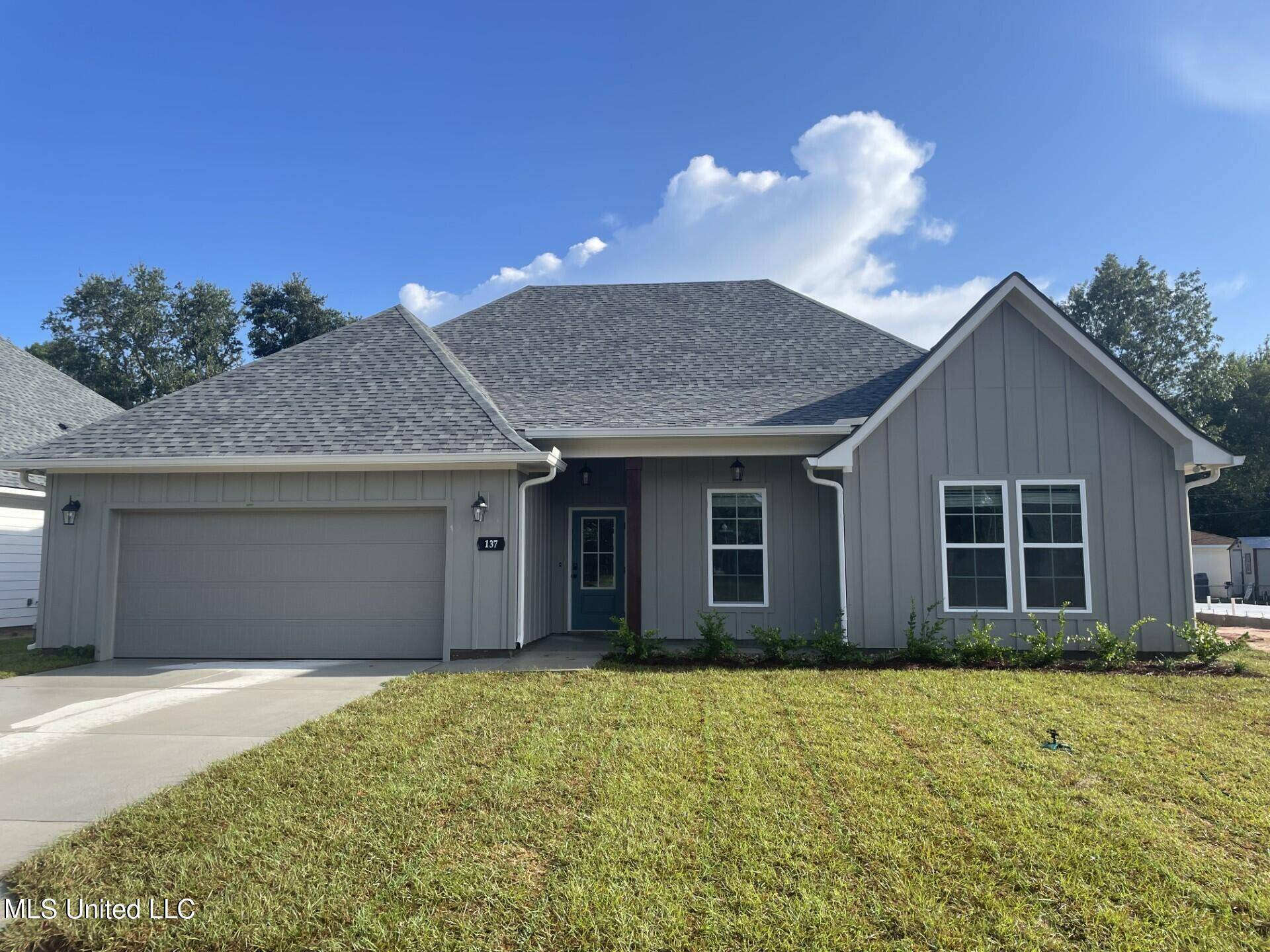 137 Le Moyne Street, Bay Saint Louis, MS 39520