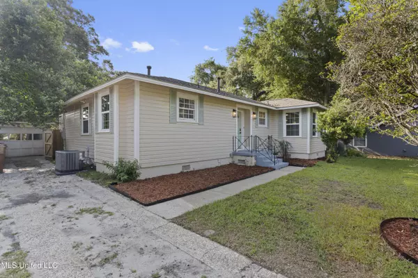 Biloxi, MS 39531,160 Balmoral Avenue