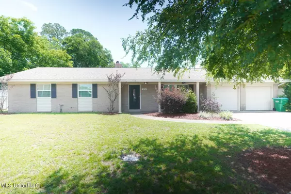 Gulfport, MS 39507,506 Loposser Avenue