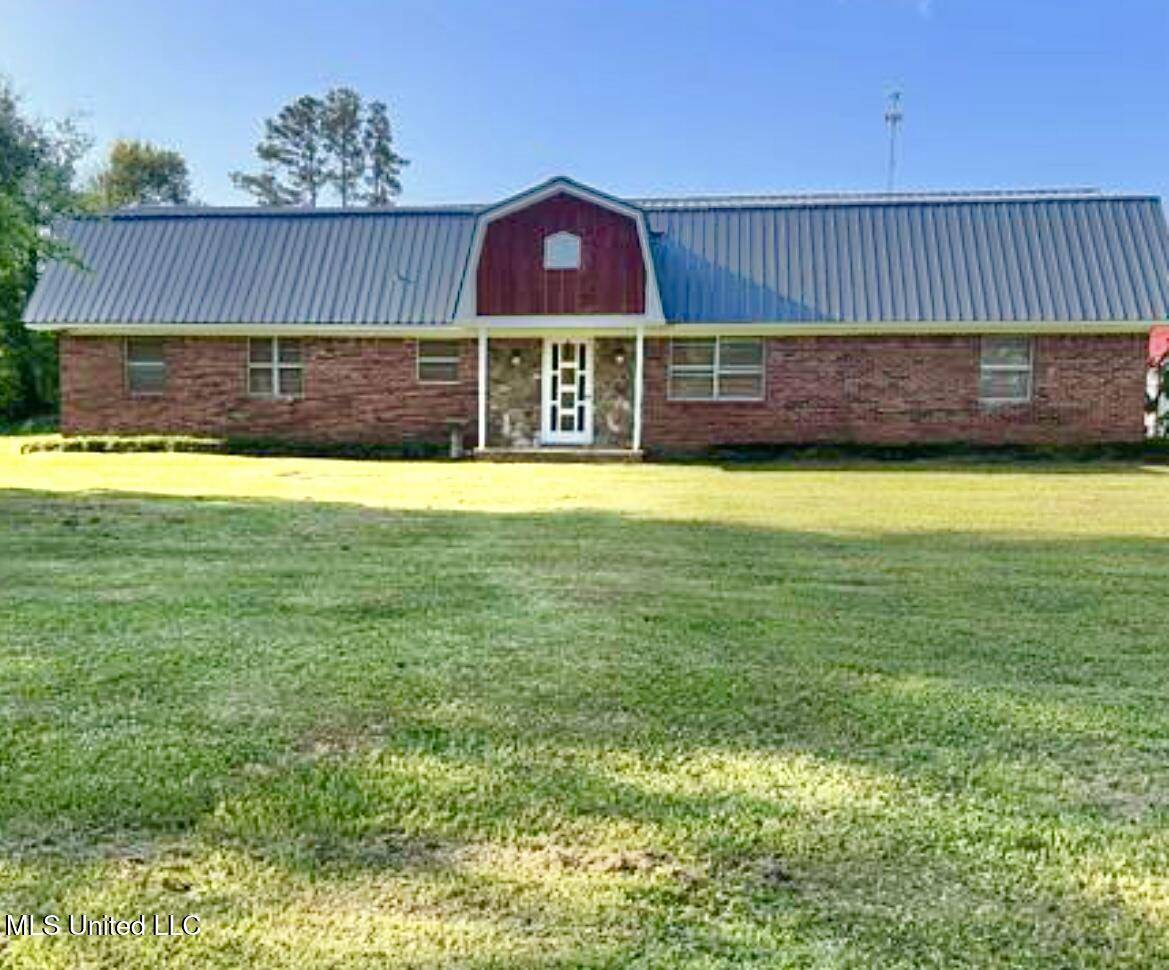 172 Cherry Avenue, New Hebron, MS 39140