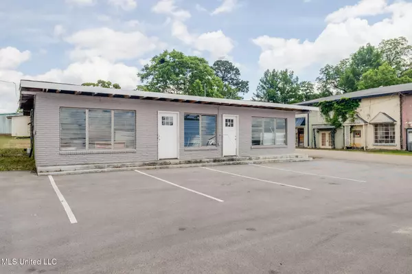 Wiggins, MS 39577,123 E College Avenue