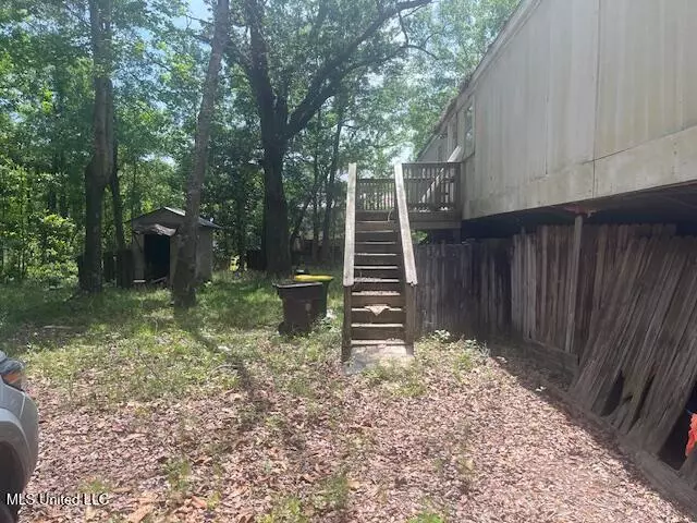 8705 Maple Avenue, Ocean Springs, MS 39564