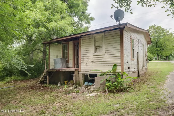 Wiggins, MS 39577,747 N Vardaman Street