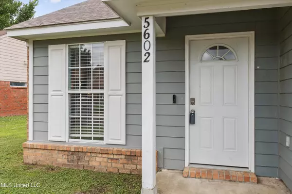 5602 E Kaitlyn Drive, Walls, MS 38680