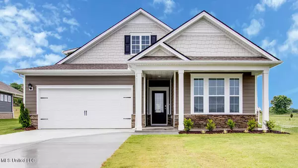 40 Pickwick Place, Byhalia, MS 38611