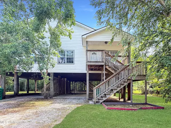 701113 W Marion Street, Bay Saint Louis, MS 39520