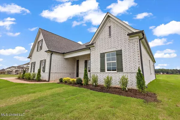 Hernando, MS 38632,626 Wells Drive