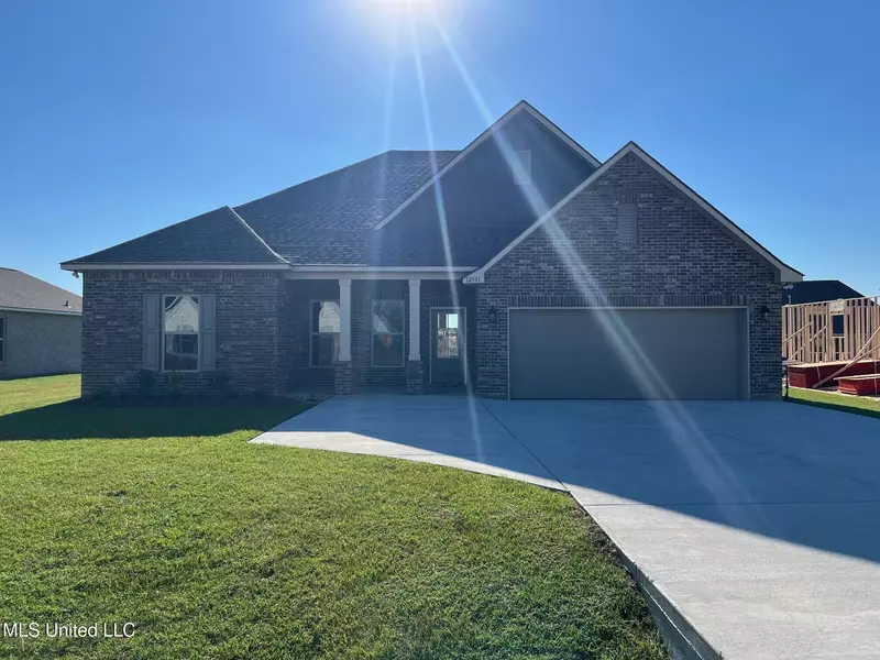 12131 Walker Road, Ocean Springs, MS 39564
