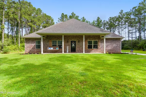 3112 Eagle Ridge Road, Vancleave, MS 39565