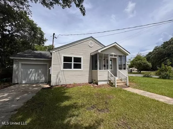 1012 Williams Street,  Pascagoula,  MS 39567