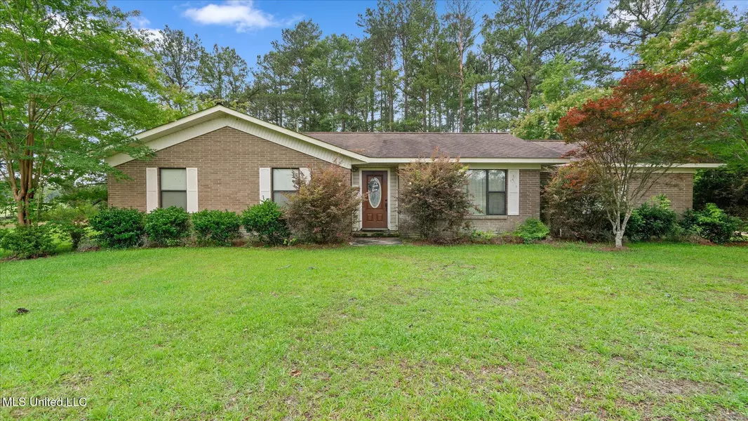 91653 Highway 42, Richton, MS 39476