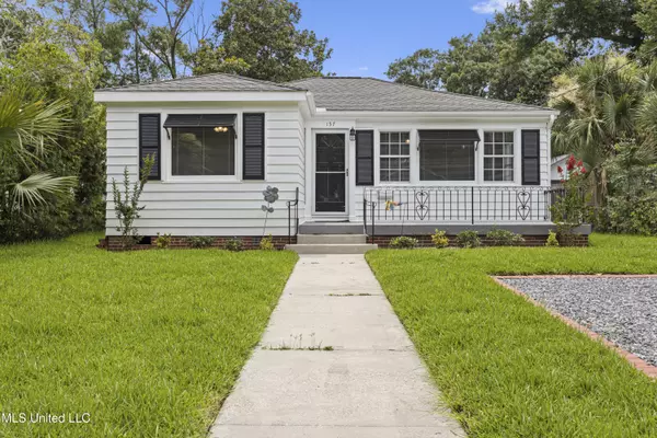 157 Saint Charles Avenue, Biloxi, MS 39530