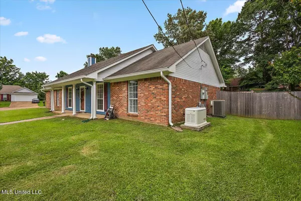 Ridgeland, MS 39157,313 Brookwoods Drive