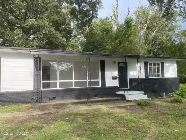 2938 Oak Forest Drive, Jackson, MS 39212