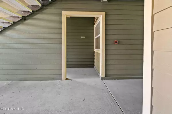 Oxford, MS 38655,2100 Old Taylor Road #119