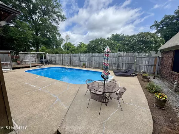 Alligator, MS 38720,14 Fava Street