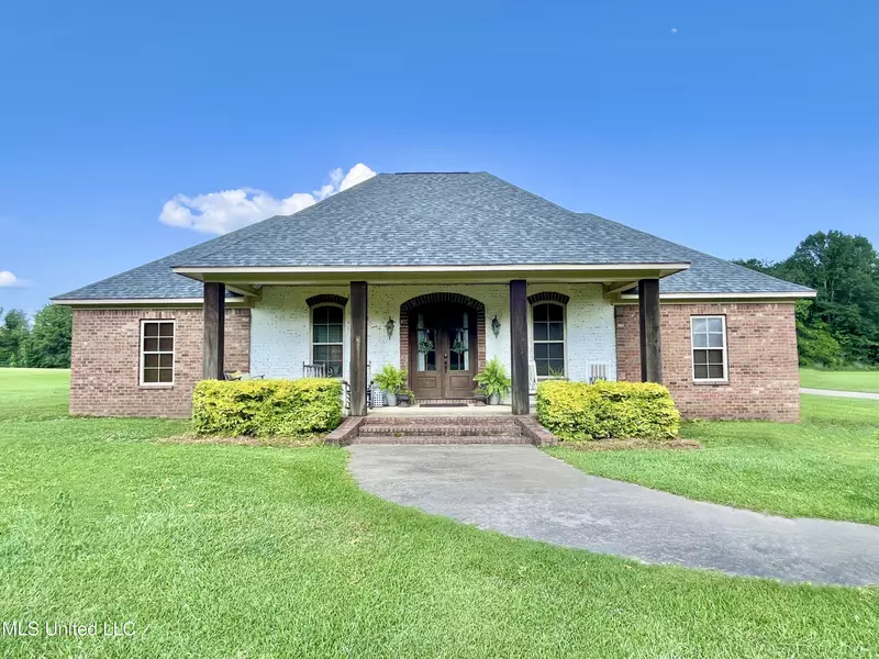 1010 Woodhaven Drive, Hazlehurst, MS 39083