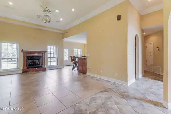 Gautier, MS 39553,2113 Highland Drive