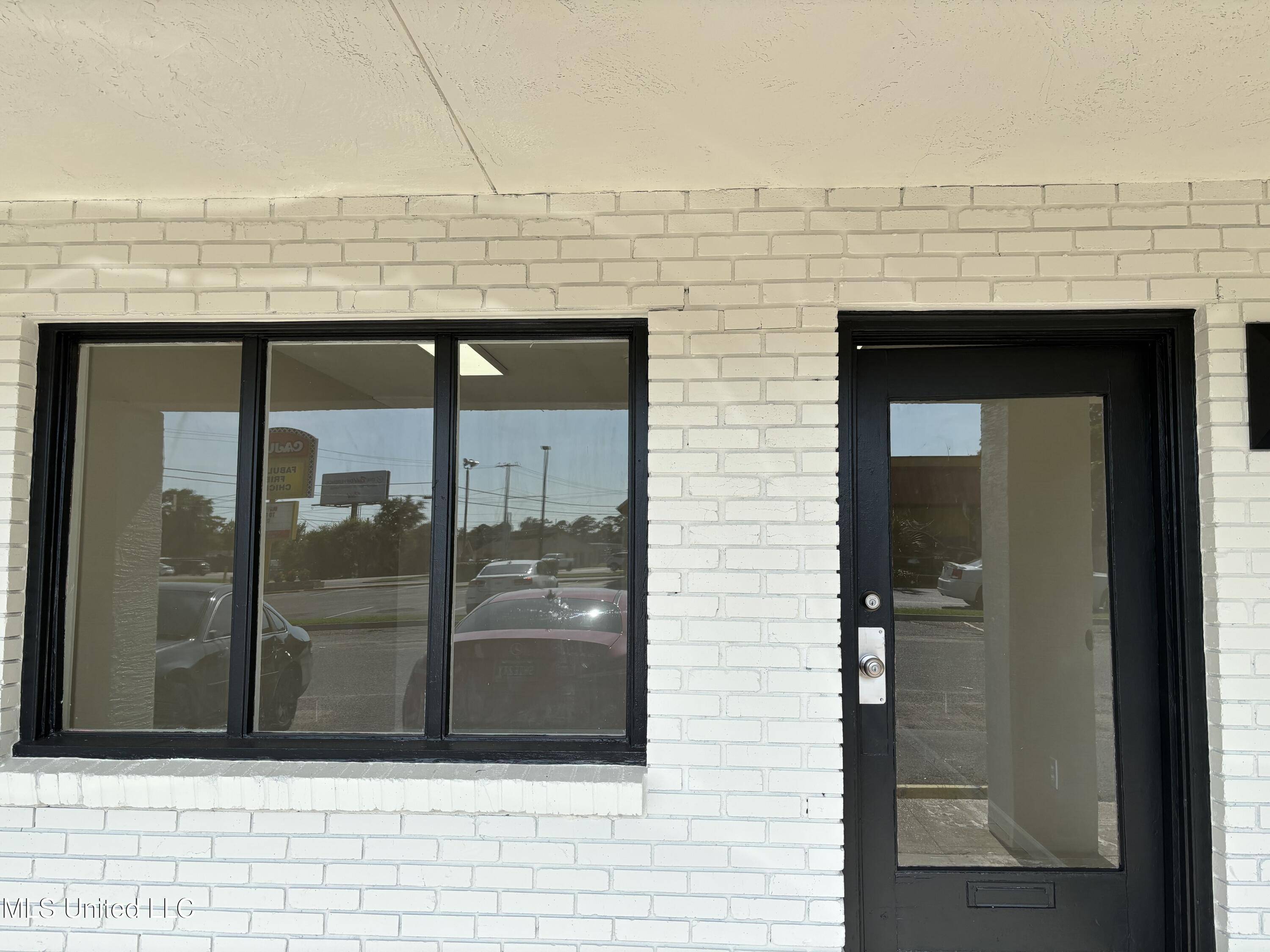 200 Pass Road #8, Gulfport, MS 39507