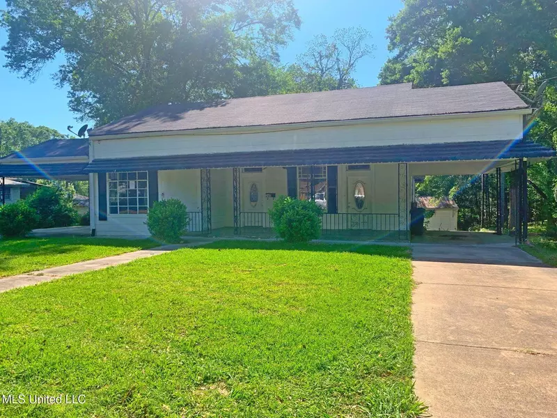 348 S Extension Street, Hazlehurst, MS 39083