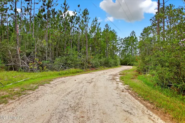 Kiln, MS 39556,23270 Jj Road