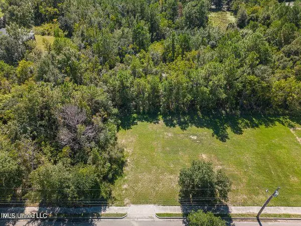 Bay Saint Louis, MS 39520,204 Harrison Court